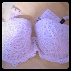 NWT Victoria's Secret Bra 38 D